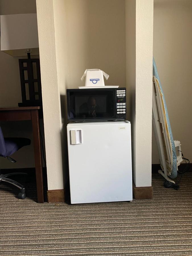 Days Inn By Wyndham Perryville Extérieur photo
