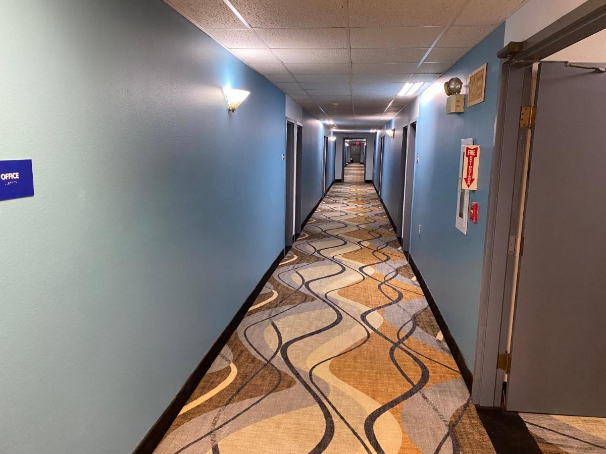 Days Inn By Wyndham Perryville Extérieur photo