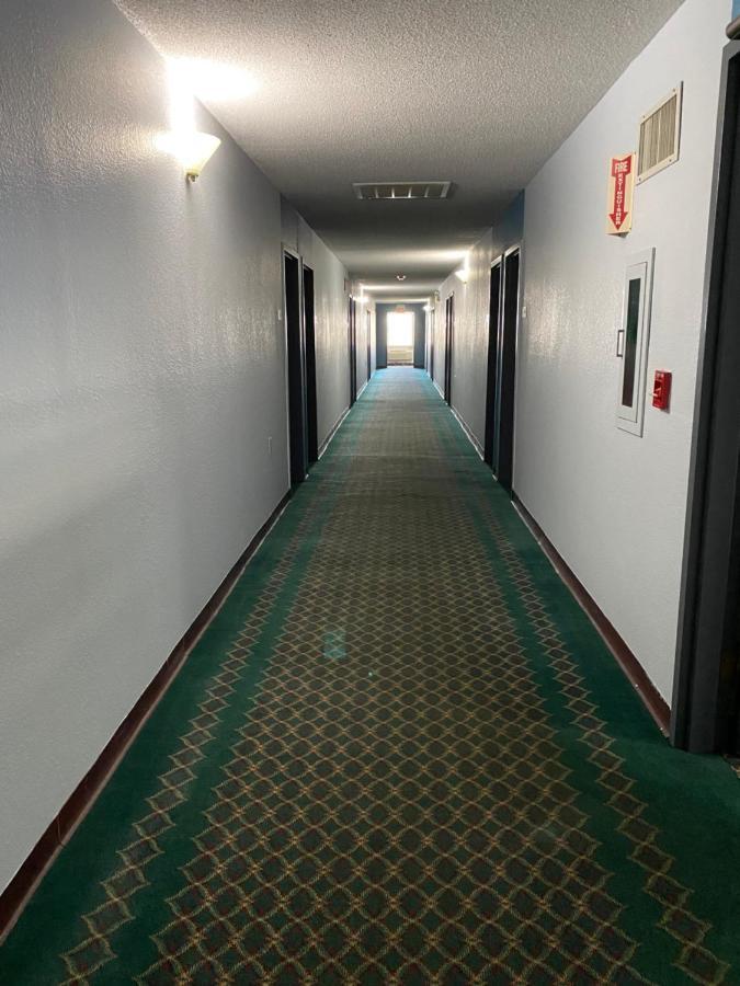 Days Inn By Wyndham Perryville Extérieur photo