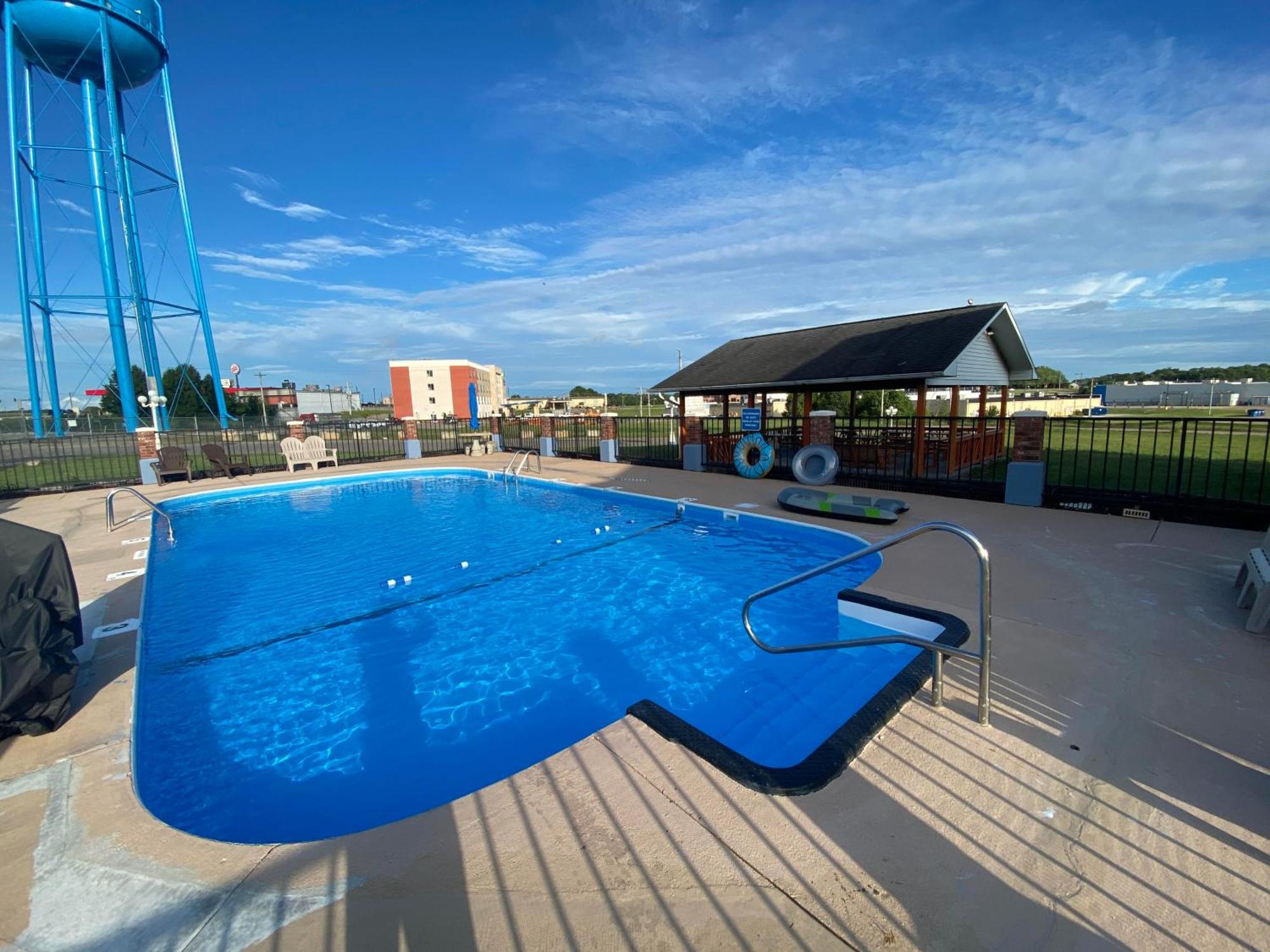 Days Inn By Wyndham Perryville Extérieur photo
